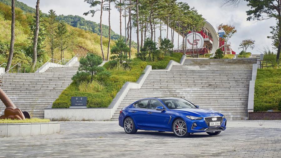  Genesis G70 3.3T 2017 года  (KR) (фото 3 из 86)